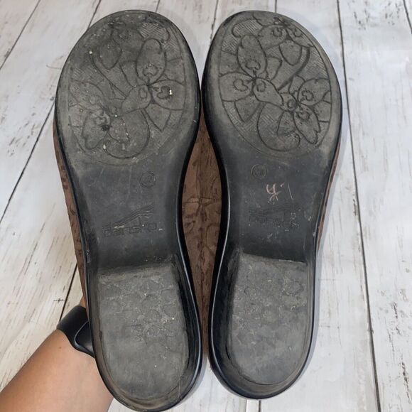 Dansko Oksana Women's Loafers Brown Leather Floral Embossed 38 US 8 - Picture 5 of 6